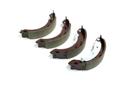 Колодка гальм. барабан. CITROEN / PEUGEOT / RENAULT Saxo/106/206/Laguna задн. (ABS) C.I.U A.B.S. 8895