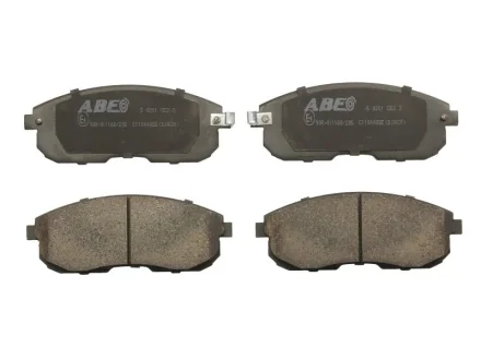 Комплект гальмівних колодок передн, INFINITI I30 NISSAN 200SX, 350Z, ALTIMA, AVENIR, CEFIRO III, CUBE, JUKE, MAXIMA / MAXIMA QX IV, MAXIMA / MAXIMA QX V, MAXIMA III, MURANO II 1.2-3.5 01.86- ABE C11044ABE