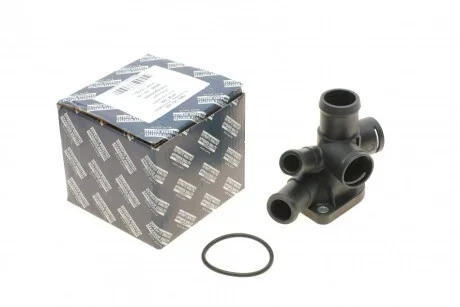 Фланец системы охлаждения VW Golf III/IV/Passat 88-02 (opt-om) AIC 50055