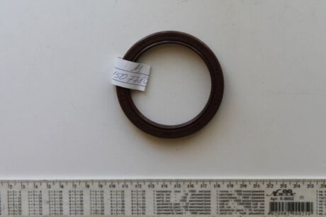 Сальник гумометалевий FRONT 63.5X80X9 VW LT 2.8TDI ATA/AGK/AUH/BCQ -ua AJUSA 15077800