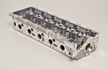 Головка блока цилиндров MERCEDES OM 612 AMC 908575
