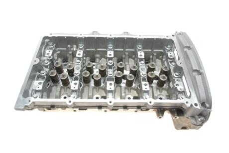 Головка блоку циліндрів AMC 908757