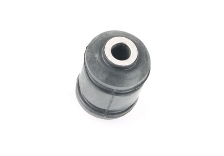 Сайлентблок верхнього важеля AND 15407055