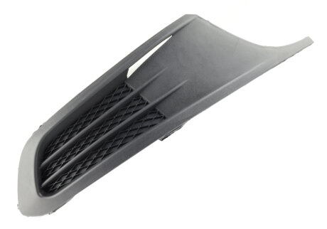 Решетка в бампер на VW Jetta 2011-2015 AND 30853222