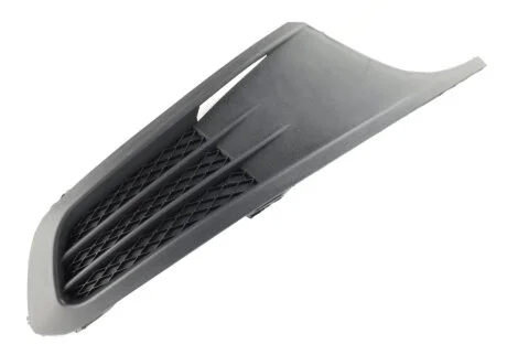 Решетка в бампер на VW Jetta 2011-2015 AND 30853222