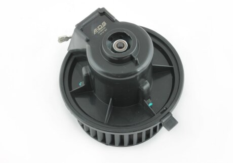Вентилятор пічки на VW Golf/Jetta 84-92, Seat Toledo AND 35959001