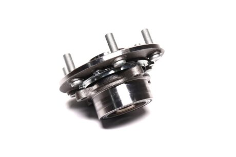 Ступиця колеса передня з підшипником MITSUBISHI L200 05- ASHIKA 44-15017