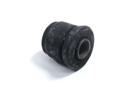 Сайлентблок важеля NISSAN PICK UP/TERRANO I/TERRANO II 1983-2007 FRONT L/R -ua ASHIKA GOM-108