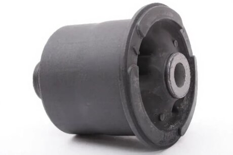 Сайлентблок CITROEN/PEUGEOT/TOYOTA C1/C1 II/107/108/AYGO 2005=> REAR L/R ASHIKA GOM-235