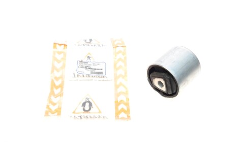 Сайлентблок важеля (переднього/знизу/спереду/всередині) BMW 5 (E60-E61) 04-10 M57/N52/N53 (opt-om) ASMETAL 38BM0324