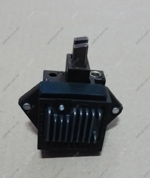 Регулятор напряжения генератора тип Lucas 12V "AUTOMAXX", ЕТАЛОН/ТАТА 613 Automaxx 265815409904 (фото 1)