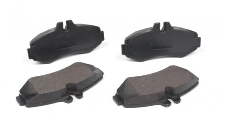 Колодки гальмівні (передні) MB Vito (W638) 96- (4214) UA63 AUTOTECHTEILE 100 4214
