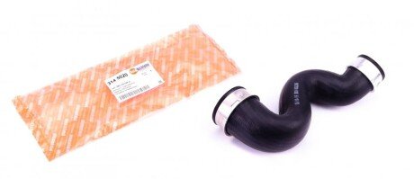 Патрубок интеркулера резиновый с фитингами. AUTOTECHTEILE 314 5020