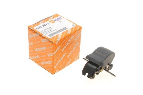 Замок дверей (задніх/L) Renault Master/Opel Movano 97- (opt-om) AUTOTECHTEILE 505 0073