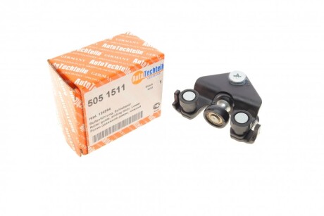 Ролик дверей (бічних/нижній) Opel Combo 01-11 (R) (opt-om) AUTOTECHTEILE 505 1511