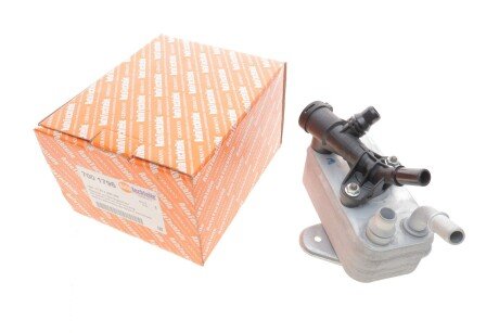 Радіатор масляний АКПП BMW 3 (E90)/5 (F10)/7 (F01-F04)/X5 (E70)/X6 (E71) 07-14 (теплообмінни (opt-om) AUTOTECHTEILE 700 1796