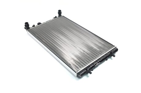 Радіатор охолодження двигуна GOLF4/A3/TT/LEON/BORA M/J (Ava) AVA COOLING AI2155