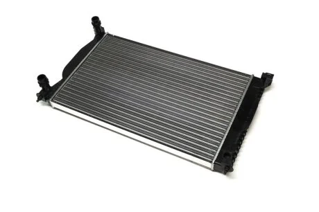 Радіатор охолодження AUDI A4 16/18/20 MT 00- (Ava) AVA COOLING AI2201