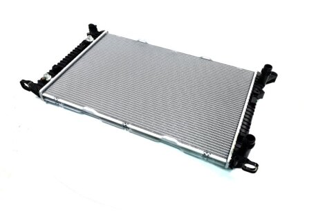 Радіатор охолодження AUDI A 4/S 4 (B8) (07-) (Ava) AVA COOLING AIA2293
