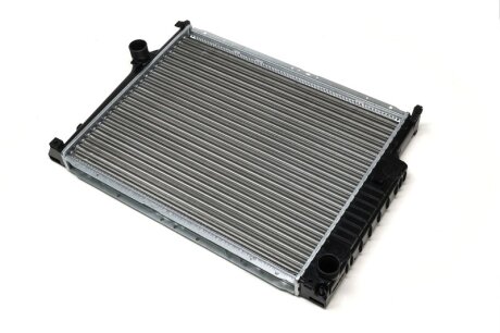Радіатор BMW 324D/530/730 MT 85-94 (Ava) AVA COOLING BW2096