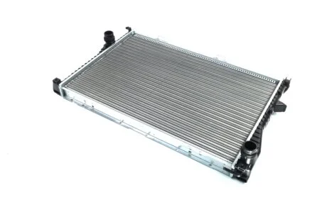 Радіатор охолодження двигуна BMW5(E39)/7(E38)MT 98- (Ava) AVA COOLING BWA2233