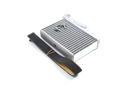 Радіатор обігрівача салону BMW 5e39 all AC+/-, X5e53 climat AVA AVA COOLING BWA6541