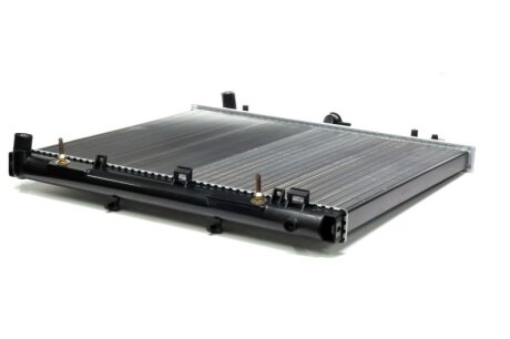 Радіатор охолодження двигуна Nissan Pathfinder Navarra (06-) 2,5d AT AVA AVA COOLING DNA2297