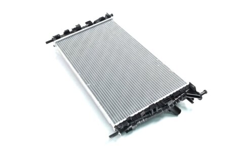 Радіатор охолодження двигуна FOCUS/MAZDA3/S40 16/8 03- (Ava) AVA COOLING FDA2369 (фото 1)