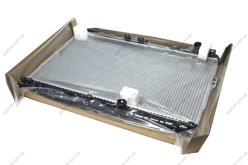 Радиатор охлаждения HYUNDAI TRAJET (FO) (99-) 2.0-2.7 (Ava) AVA COOLING HY2077 (фото 1)