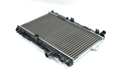 Радіатор охолодження HYUNDAI MATRIX (FC) (01-) 1.6 i (AVA) AVA COOLING HY2097