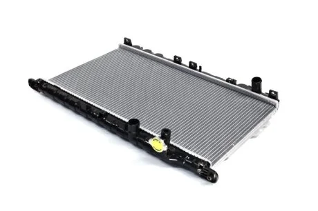 Радіатор охолодження HYUNDAI SONATA IV (EF) (98-) (вир-во AVA) AVA COOLING HY2106