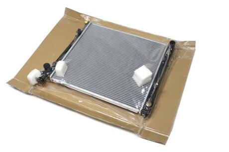 Радіатор охолодження Santa Fe 2.2 CRDi Aut. 09-12 (Ava) AVA COOLING HY2339