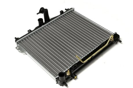 Радіатор охолодження двигуна HYUNDAI GETZ (2002) 1.6 (Ava) AVA COOLING HYA2102