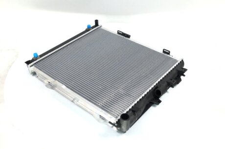 Радіатор охолодження двигуна MB W124 MT/AT + AC 89-96 (Ava) AVA COOLING MSA2072