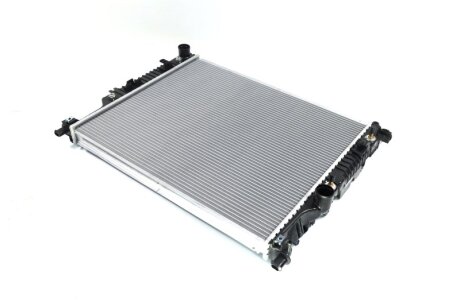 Радіатор охолодження двигуна MB ML 164 280-350CDI 350i 05> AT AC+/- AVA AVA COOLING MSA2436