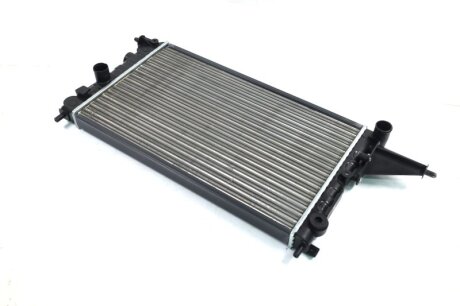 Радіатор охолодження двигуна VECTRA A 1.4/1.6 MT 88-95 (Ava) AVA COOLING OLA2161