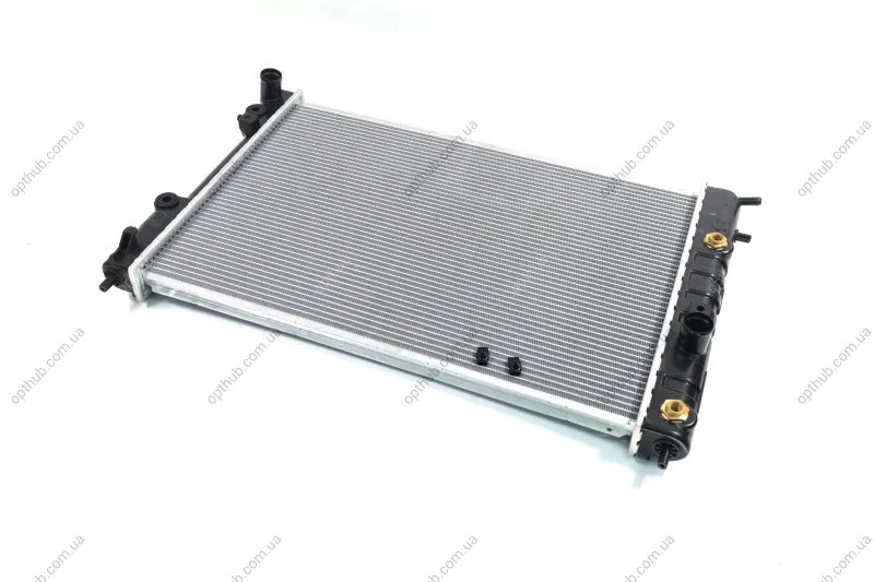 Радіатор охолодження OMEGA B 20/5/30 AT 94-99 (Ava) AVA COOLING OLA2202 (фото 1)