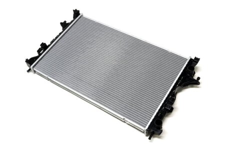 Радіатор охолодження двигуна Renault Laguna II (02-) 1,9d 2,0d 2,2d, Espace (06-15) 2,0d MT AVA AVA COOLING RTA2438