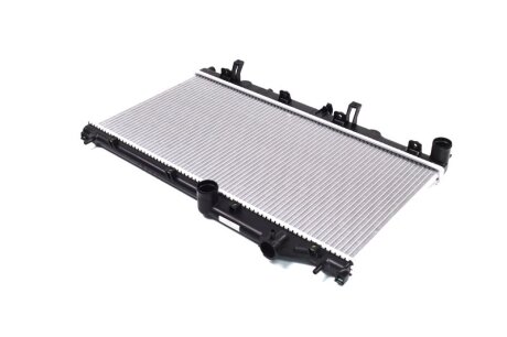 Радіатор охолодження двигуна Subaru Forester 2,5i 13> AVA AVA COOLING SU2110