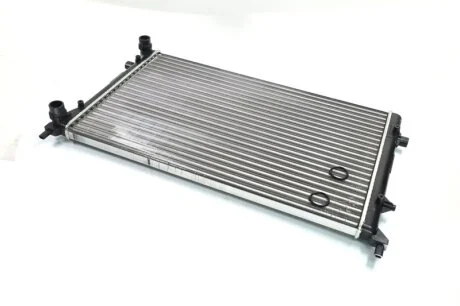Радиатор охлаждения двигателя GOLF5/TOURAN/A3 14/16 03- VW2204 (Ava) AVA COOLING VN2204