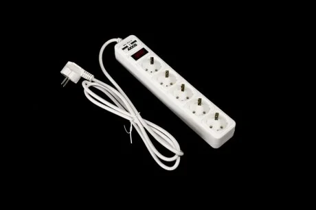 Сетевой фильтр, удлинитель с USB2 Optima Base 5 1,8m WHITE провод 3*0,75мм2 Axxis Ax-1267