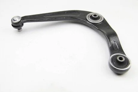 Рычаг передний правый Audi A4, A6 (97) / Skoda Superb (02) / VW Passat (96-) (94-00049) AYD 9701836