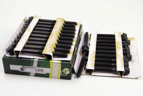 Комплект болтів з шестигранною головкою з чорного металу RENAULT MASTER 1998-2003, SAFRANE 1995-1996, T BGA BK6379