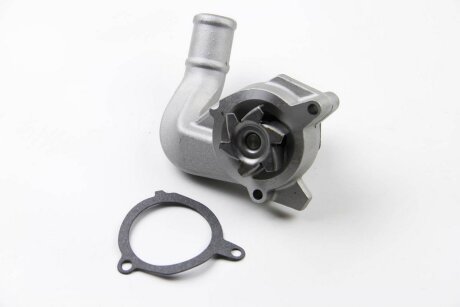 Помпа водяна FORD COURIER 1996-2002, FIESTA 2002-2003, KA 1996-2003 BGA CP3172
