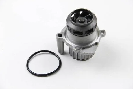 Помпа водяна VOLKSWAGEN GOLF 2003-2009, GOLF PLUS 2007-2007, POLO 2005-2010, TRANSPORTER 2003-2010 BGA CP3342