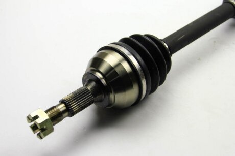 Піввісь CITROEN C5 2009-, DISPATCH/JUMPY 2011- -ua BGA DS1401L