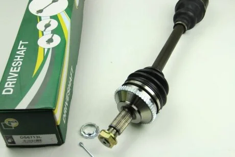 Піввісь PEUGEOT 806 2000-2002, BOXER 1994-2002, EXPERT 2004-2007 BGA DS6713L