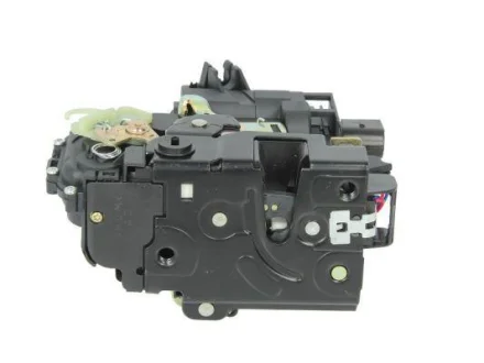 Замок дверей задн лів SEAT LEON 1M, TOLEDO II 1M SKODA OCTAVIA I VW BORA, GOLF IV, PASSAT B5 08.96-12.10 BLIC 6010-01-020433P