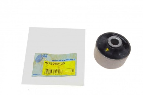 Сайлентблок важеля (переднього/ззаду/знизу) KIA Magentis 05-10 (opt-om) BLUE PRINT ADG080125