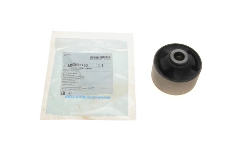 Сайлентблок рычага (переднего/снизу/спереди)) Hyundai Santa Fe II 05-/Kia Sorento 06- (60x1 (opt-om) BLUE PRINT ADG080183